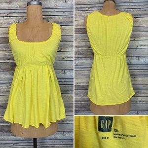 Gap Women's  Top Yellow Sleeveless Size XS
